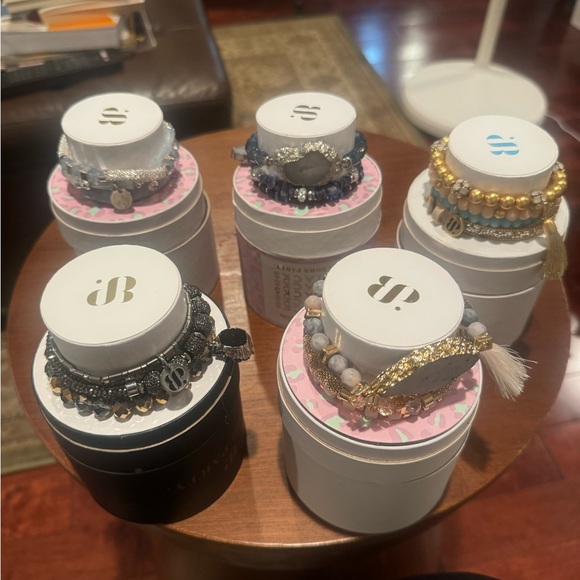 Five sets of bomb party bracelets, never been worn. Perfect condition! - Picture 1 of 6